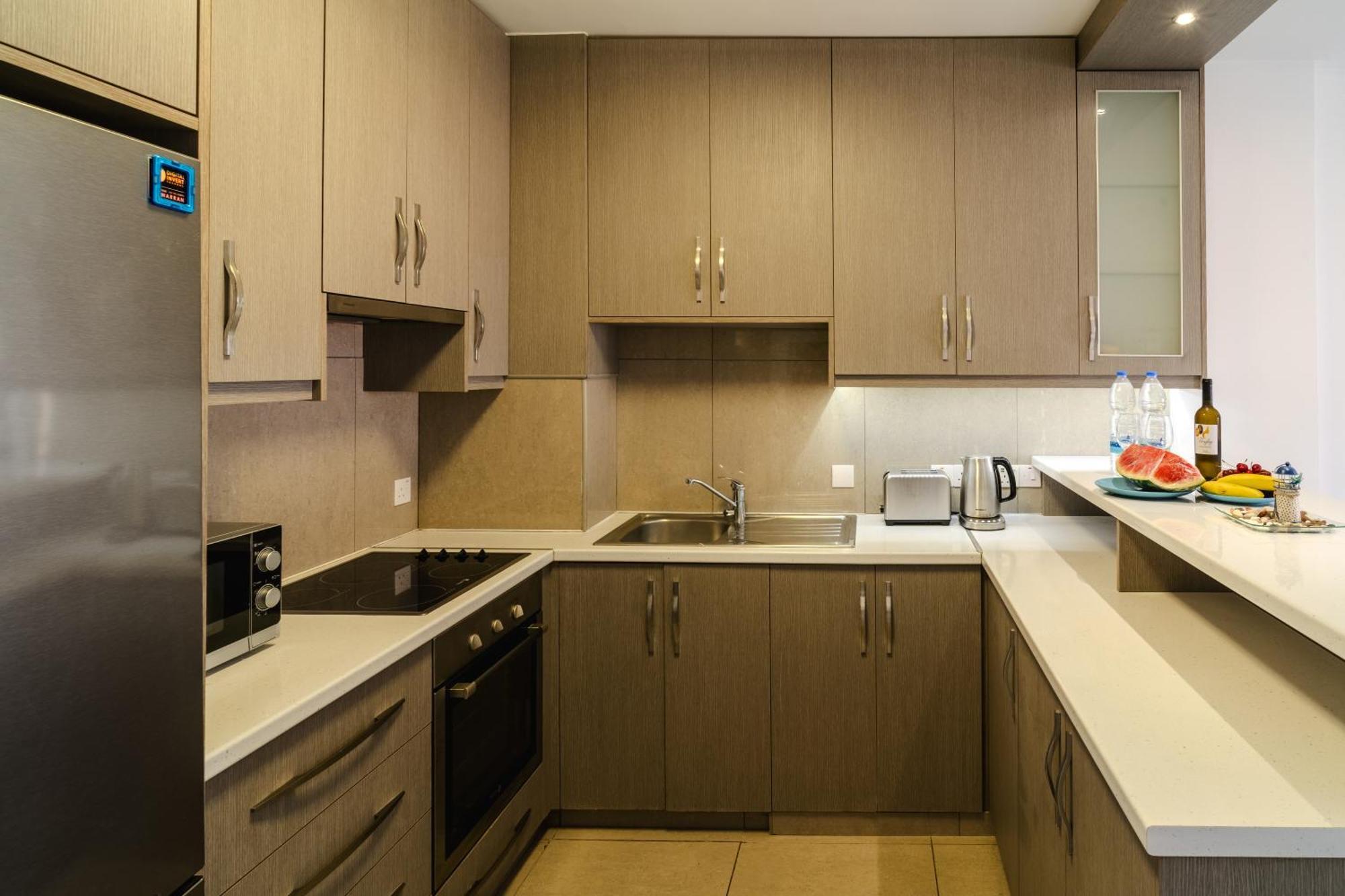 Lazaros Suite Downtown 拉纳卡 外观 照片